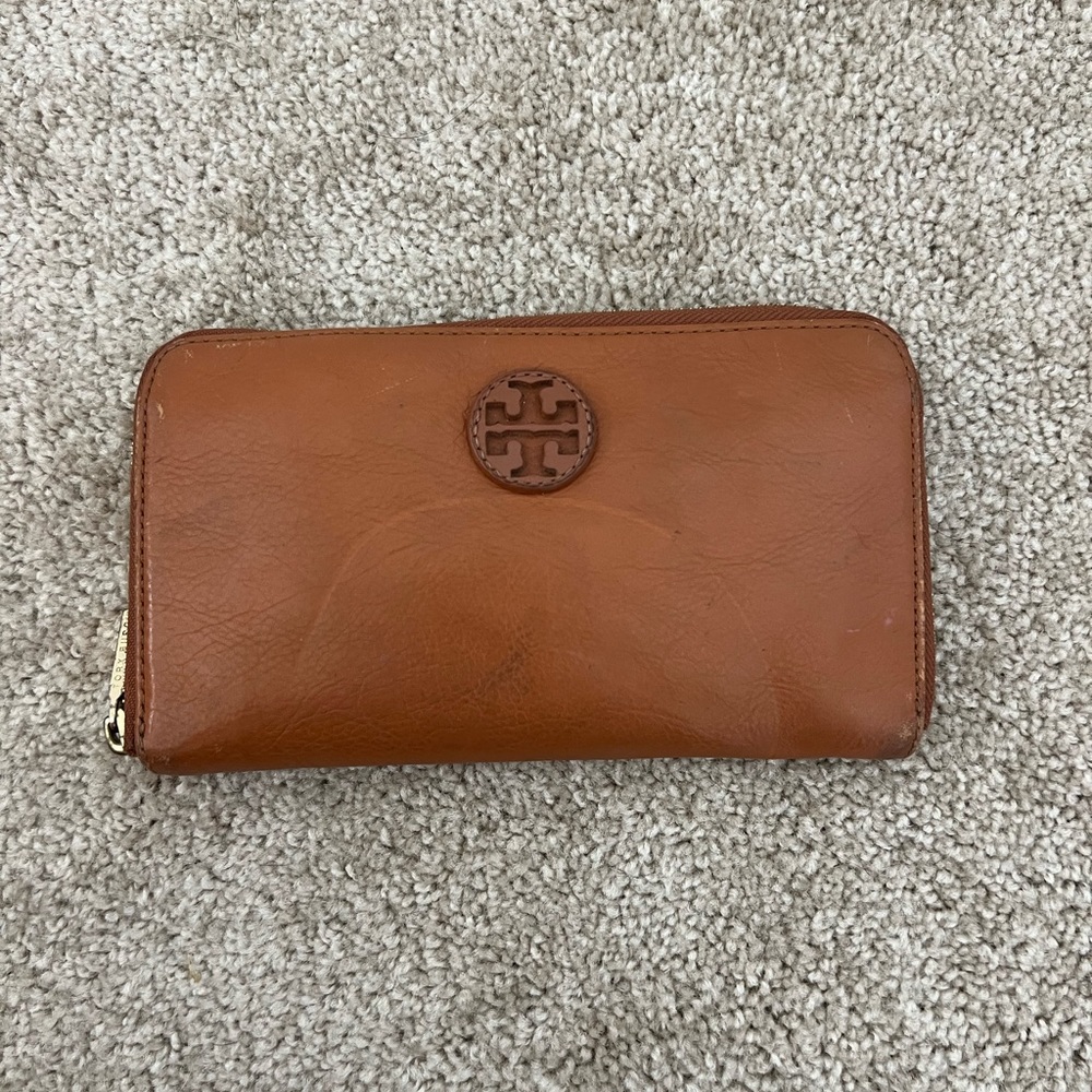 Tory Burch Wallet